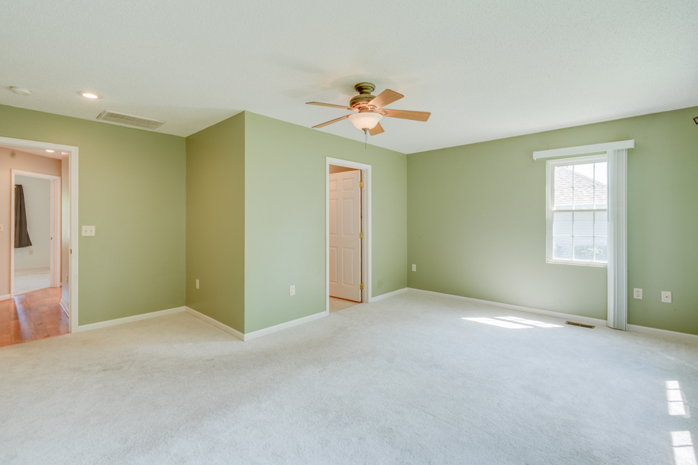 405 W Beacon Court Property Photo 29