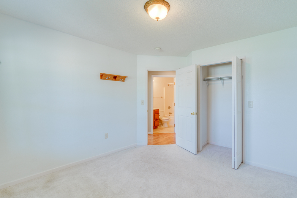 405 W Beacon Court Property Photo 41