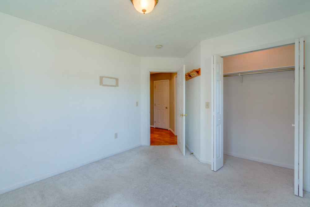 405 W Beacon Court Property Photo 43
