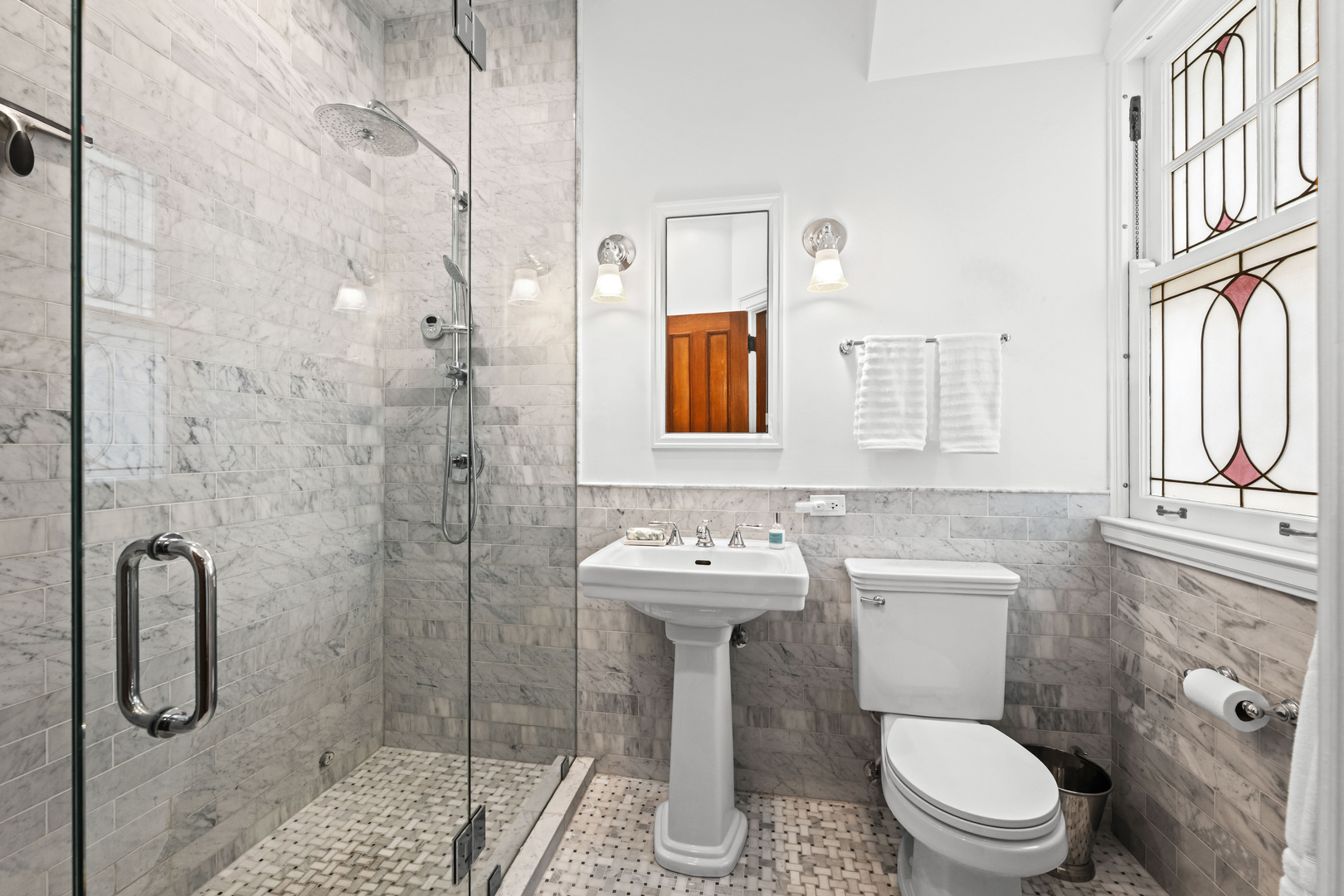 1635 Hinman Avenue 3 Property Photo 21