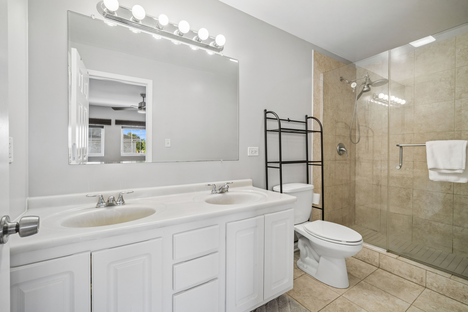183 N East River Road C2 Property Photo 14