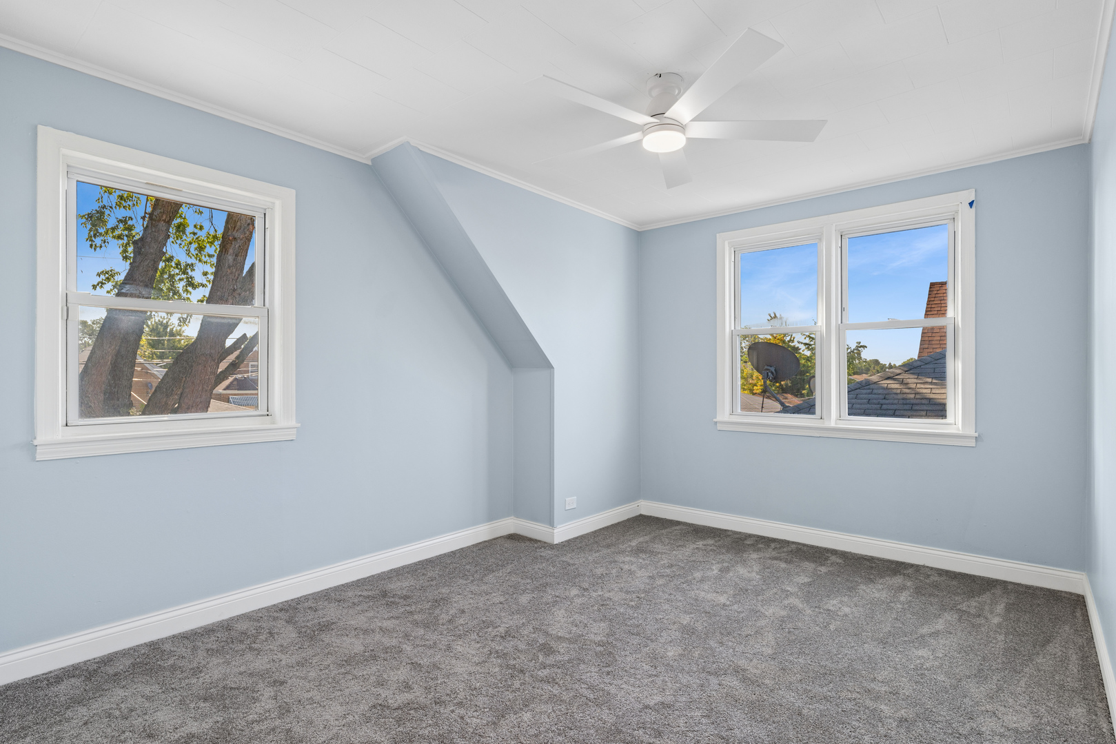 8019 S Francisco Avenue Property Photo 18