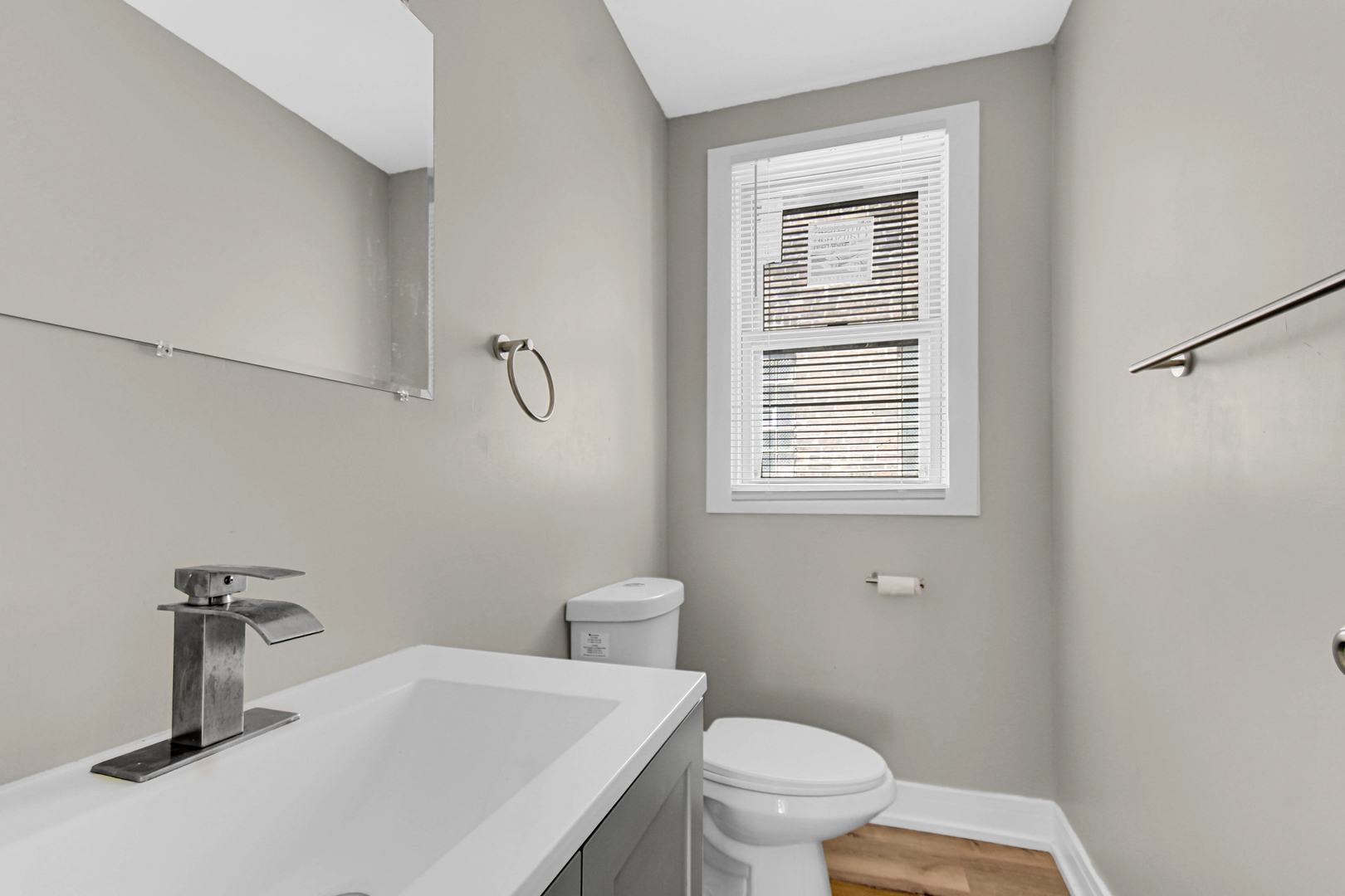 8010 S Phillips Avenue Property Photo 13
