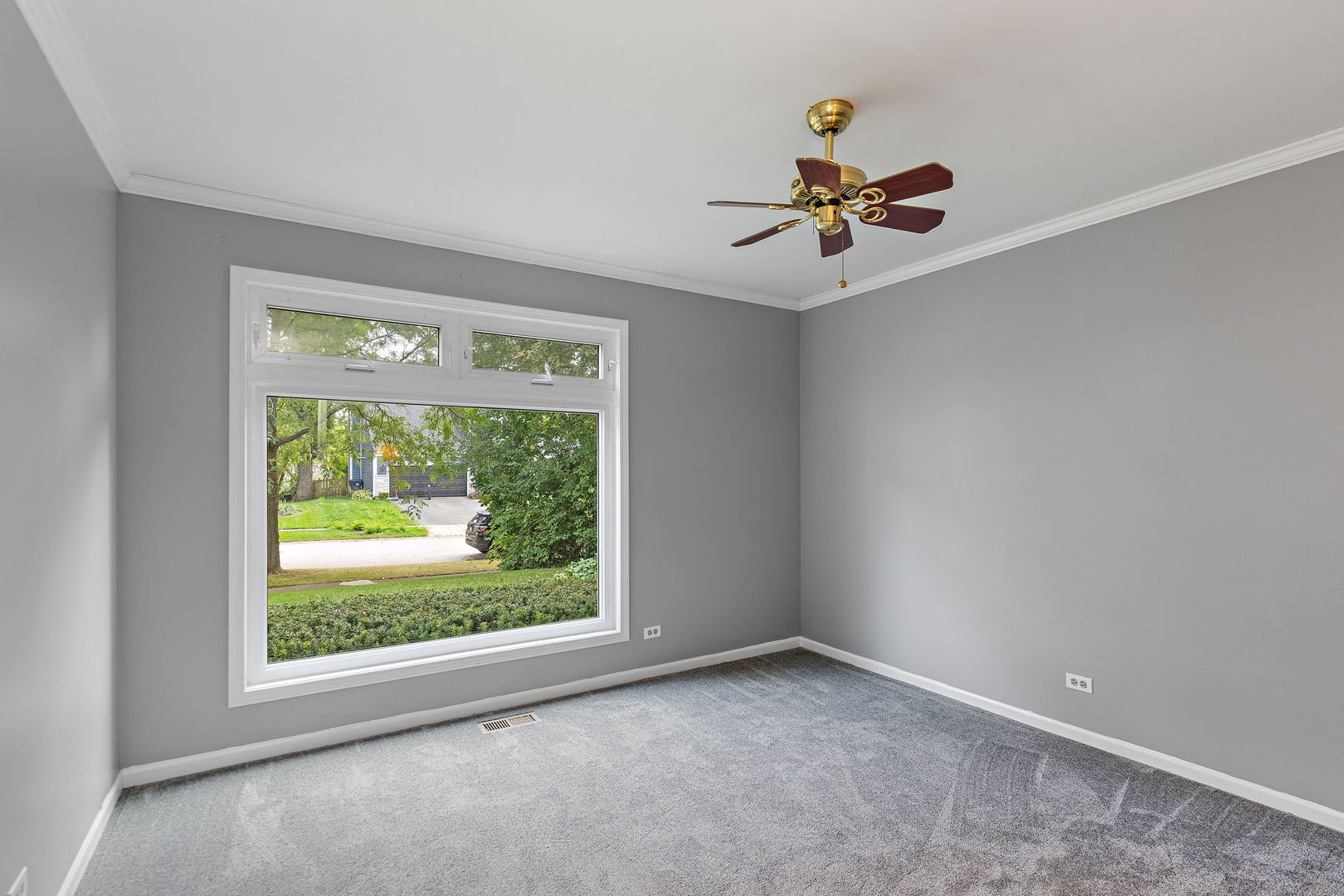 2210 Tahoe Parkway Property Photo 11