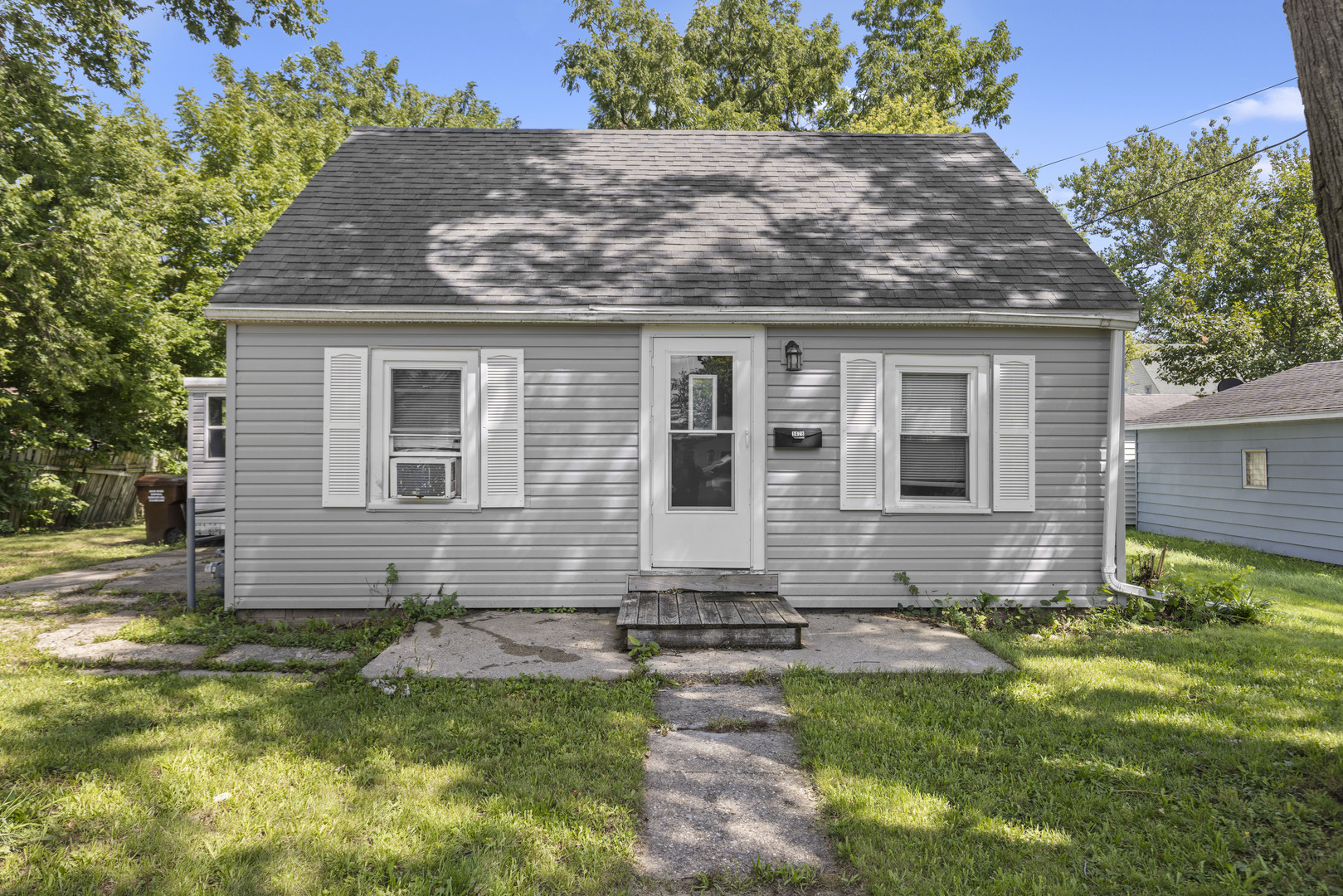 1428 Maple Avenue Property Photo 1