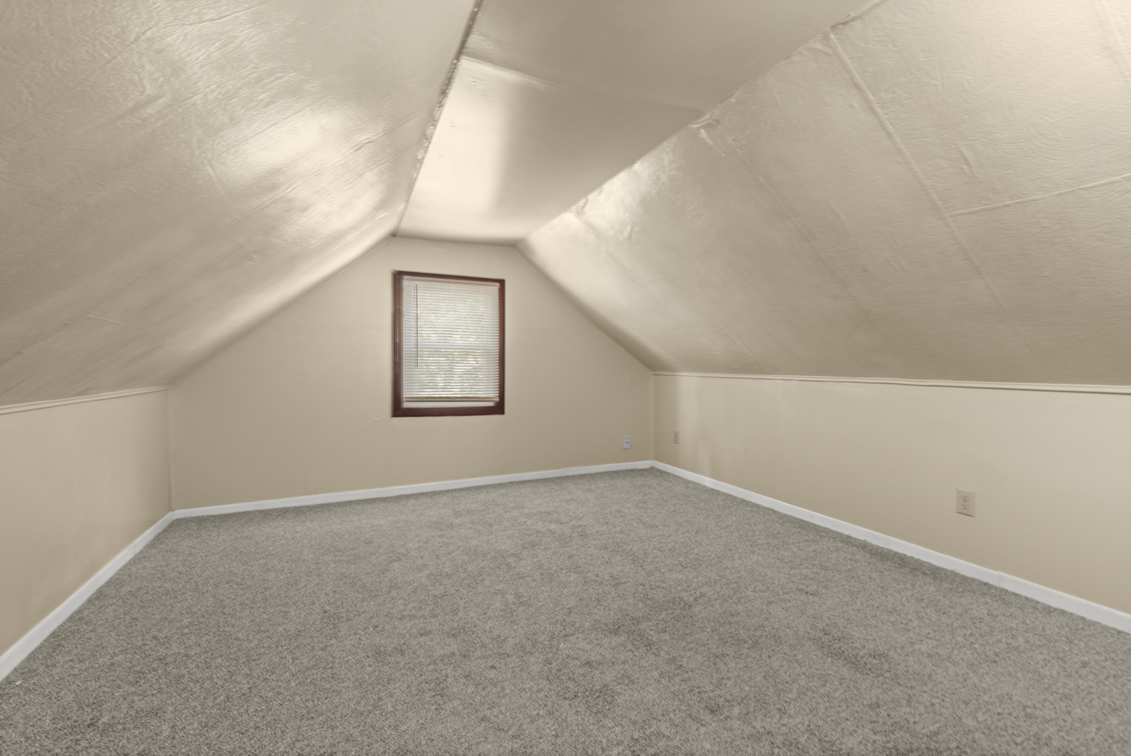 1428 Maple Avenue Property Photo 10