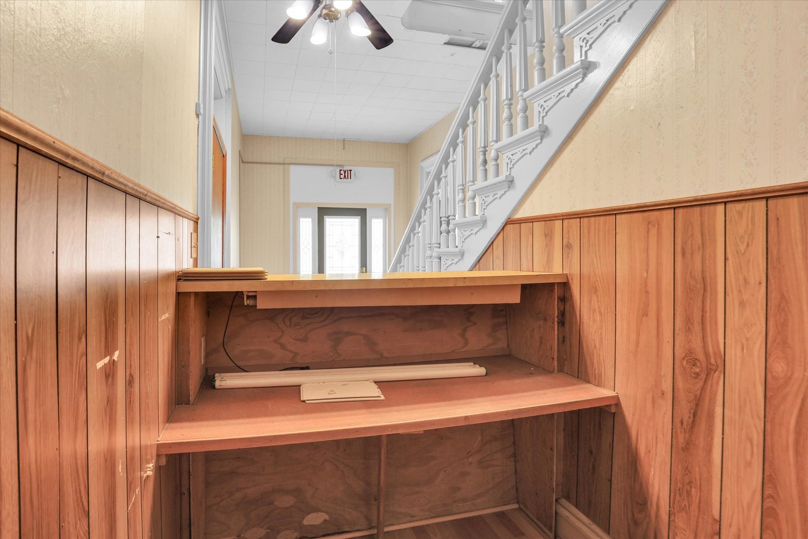 120 S Locust Street Property Photo 15