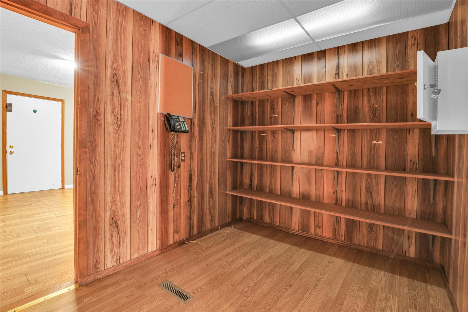 120 S Locust Street Property Photo 30