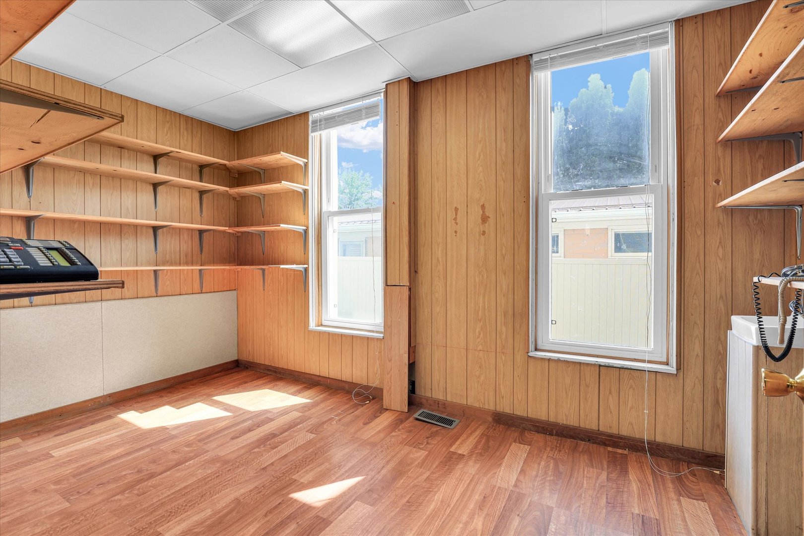 120 S Locust Street Property Photo 35