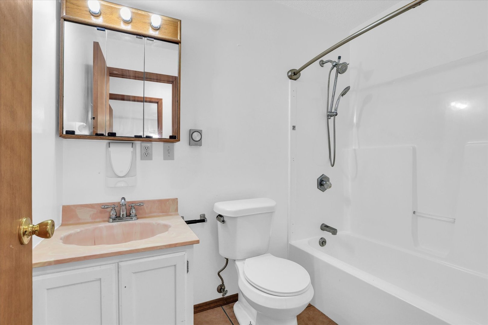 120 S Locust Street Property Photo 81