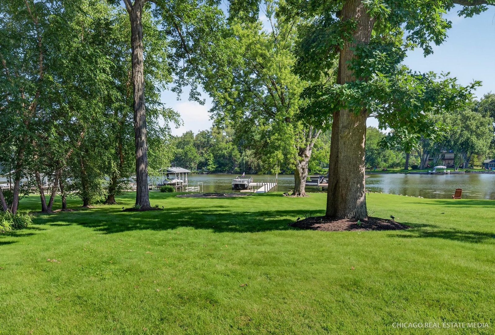 220 Hickory Nut Grove Lane Property Photo 8