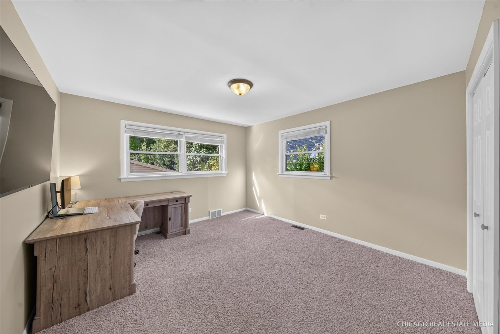 220 Hickory Nut Grove Lane Property Photo 24