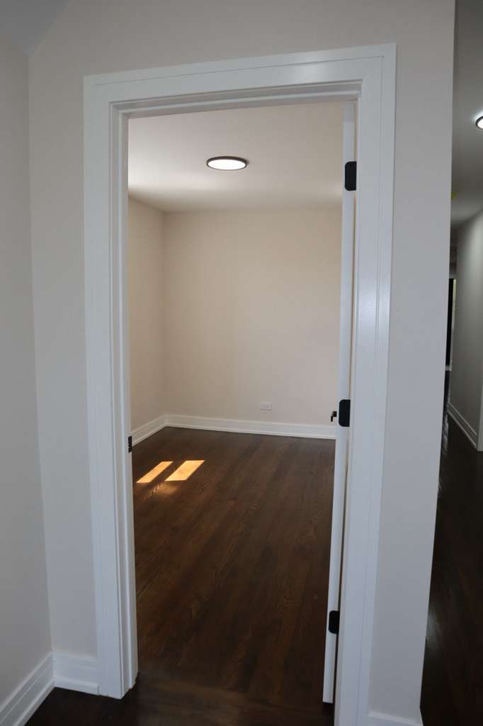 6744 S Bishop Street Property Photo 31