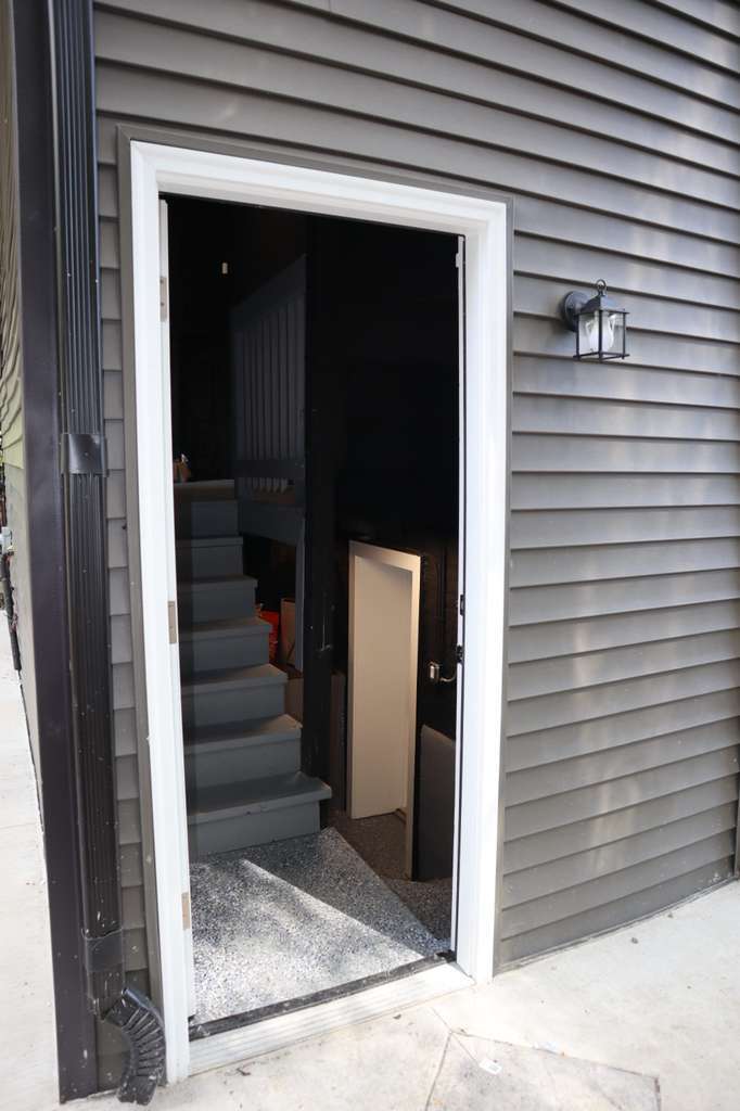 6744 S Bishop Street Property Photo 53
