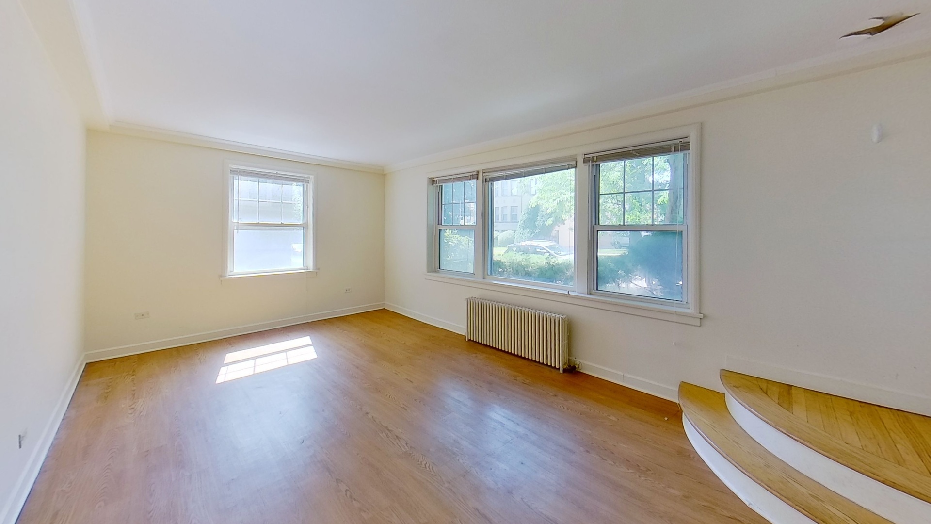 835 Mulford Street G Property Photo 8