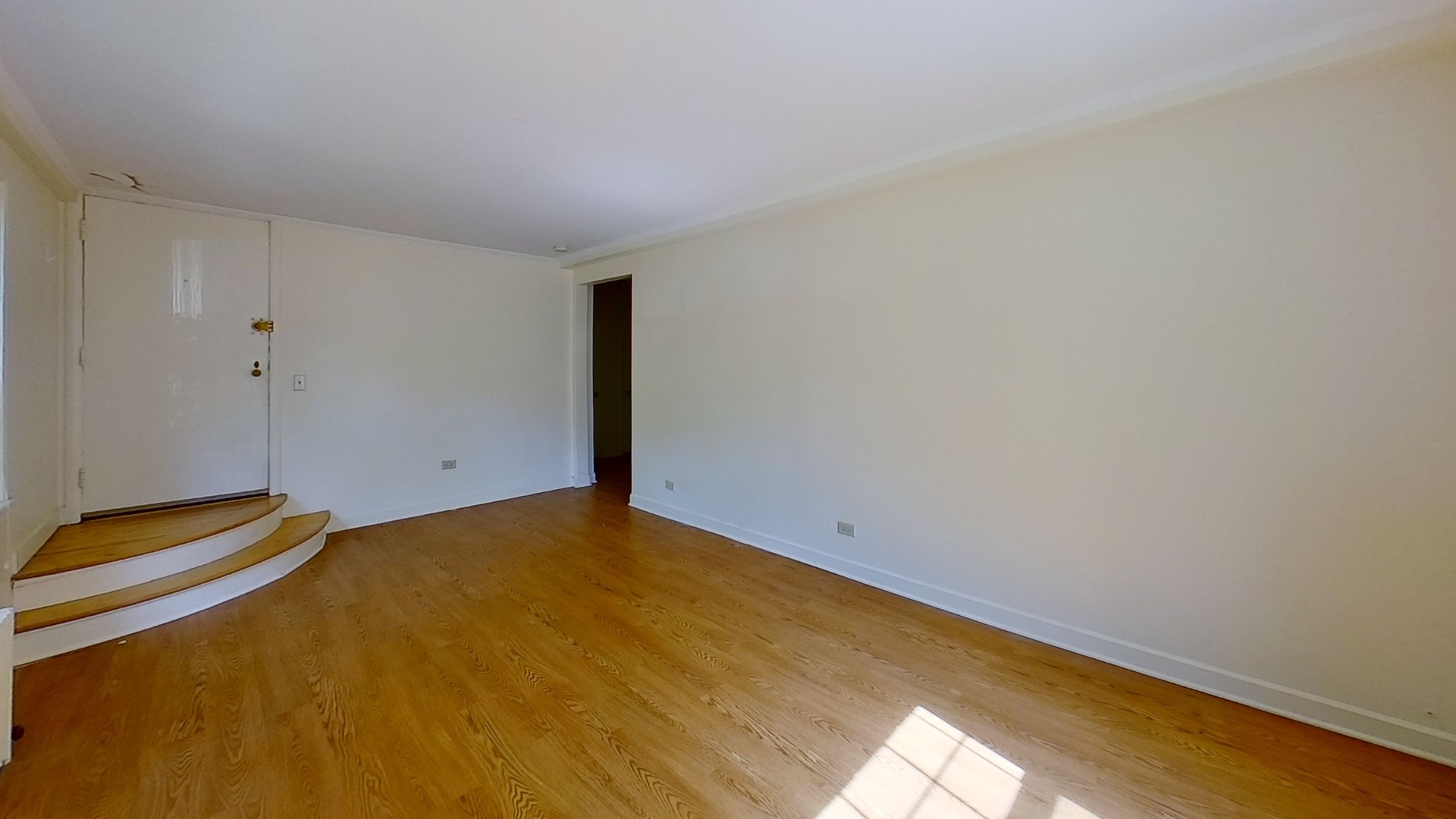 835 Mulford Street G Property Photo 9