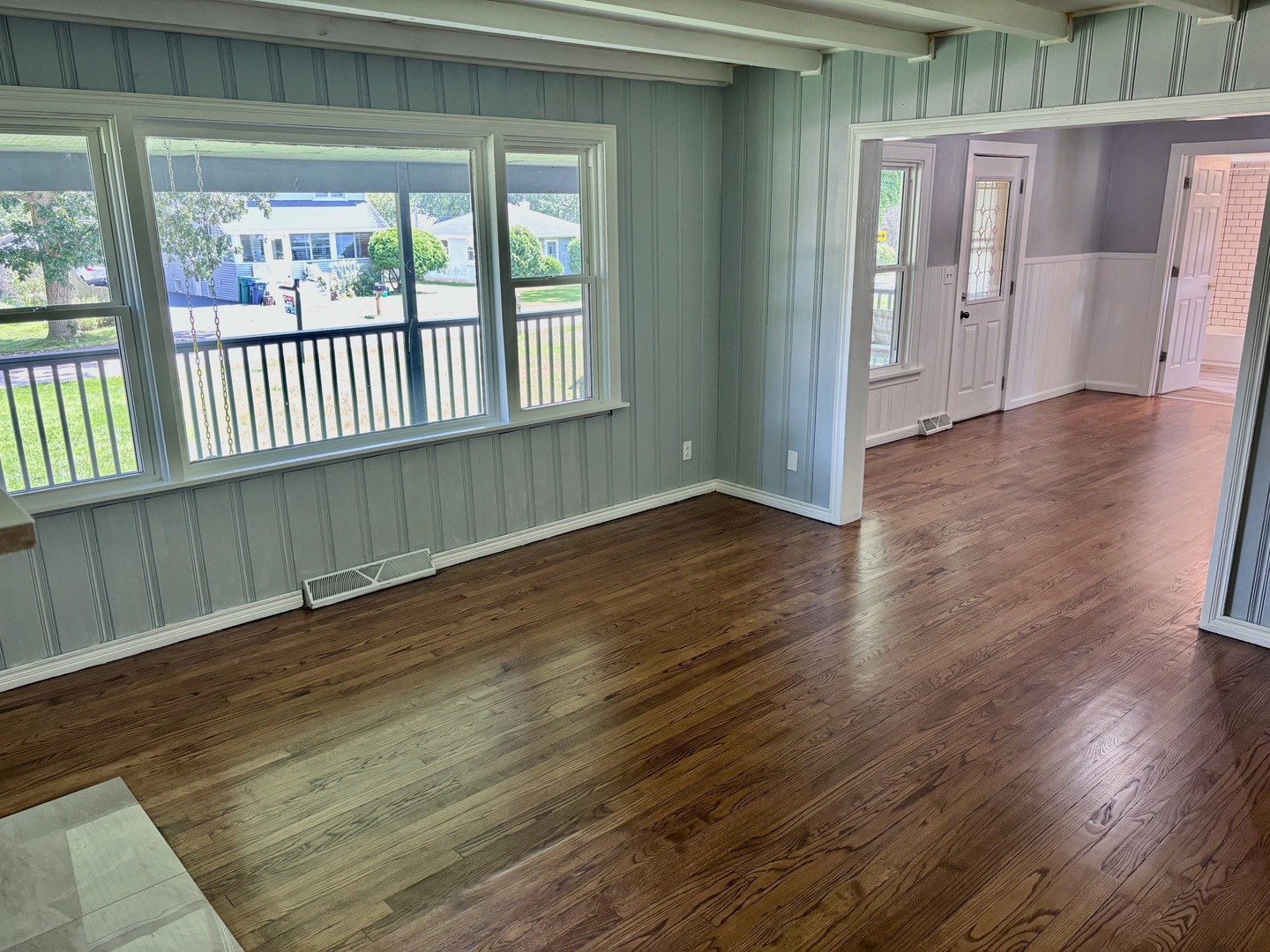 39330 N Emmaus Avenue Property Photo 5