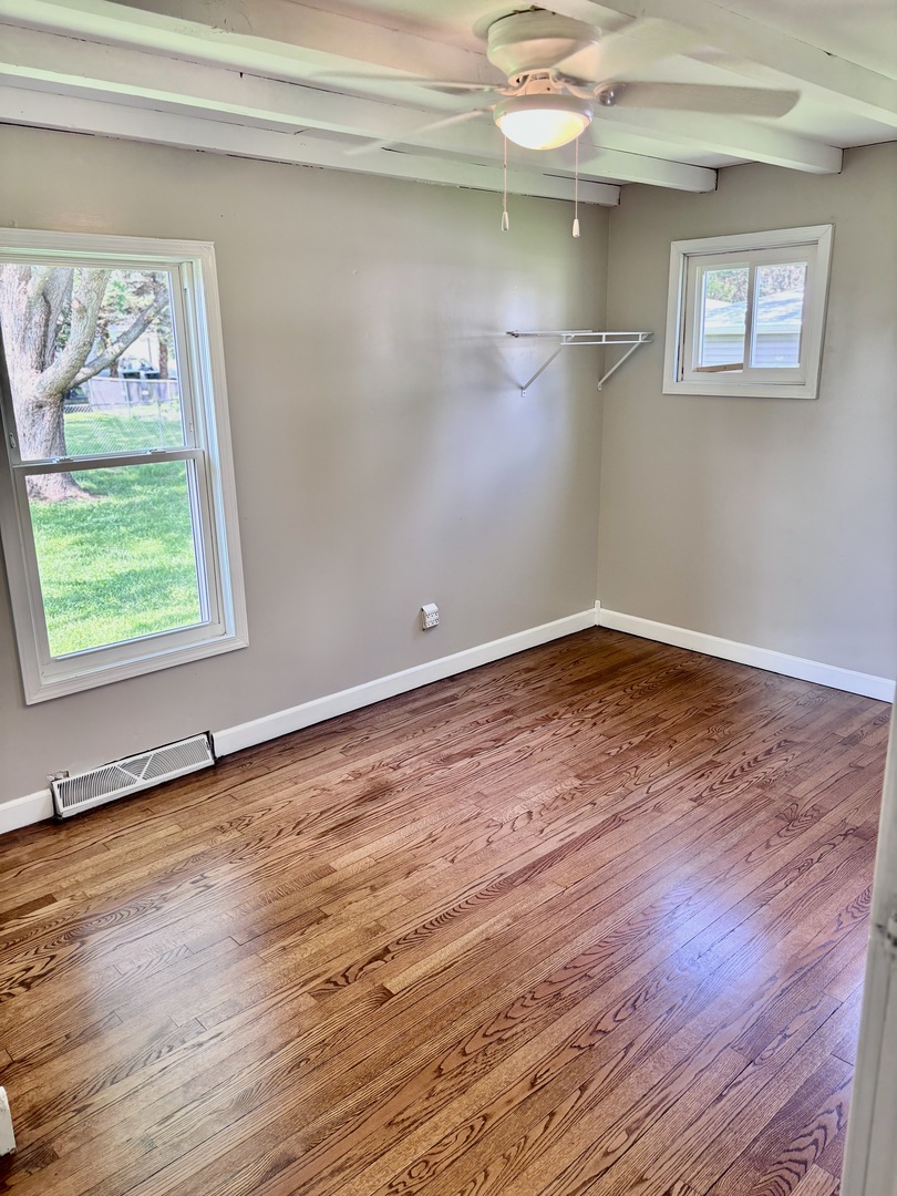 39330 N Emmaus Avenue Property Photo 13