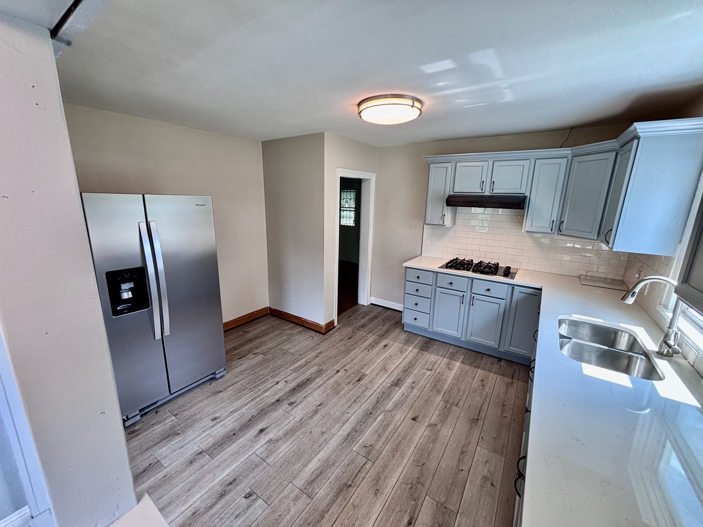 39330 N Emmaus Avenue Property Photo 18