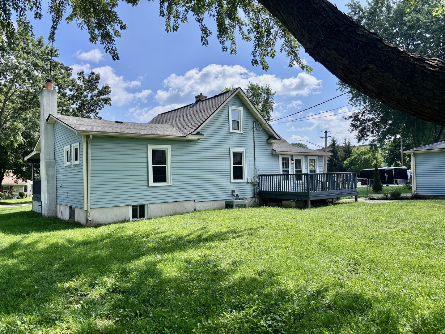 39330 N Emmaus Avenue Property Photo 24