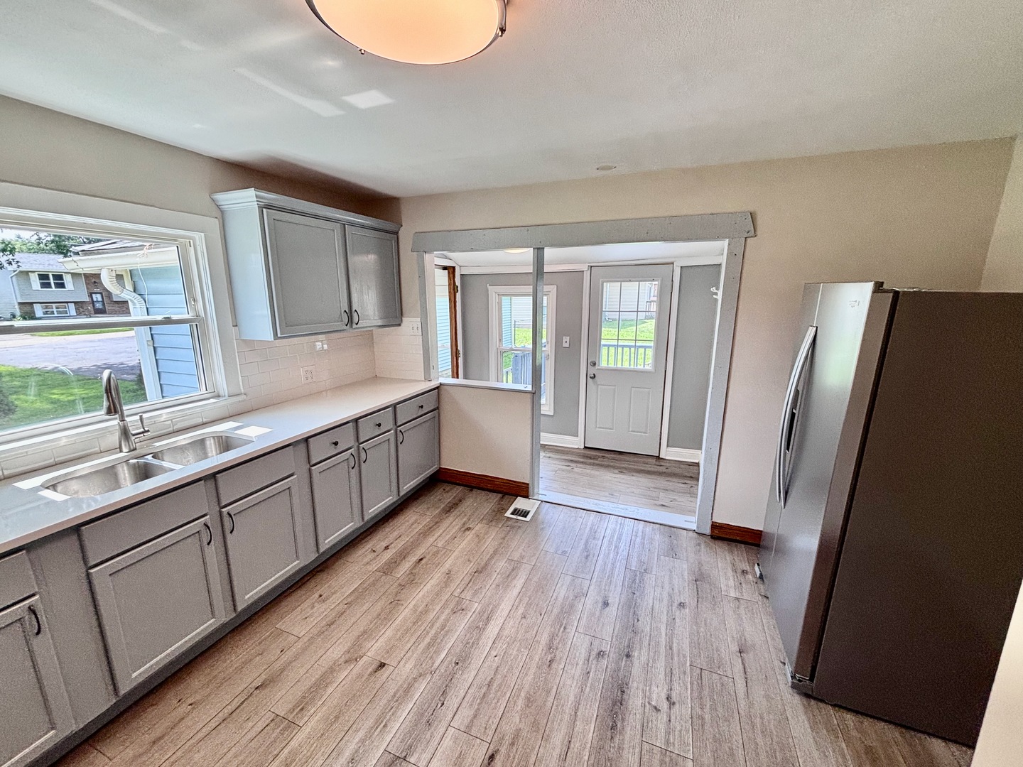 39330 N Emmaus Avenue Property Photo 27
