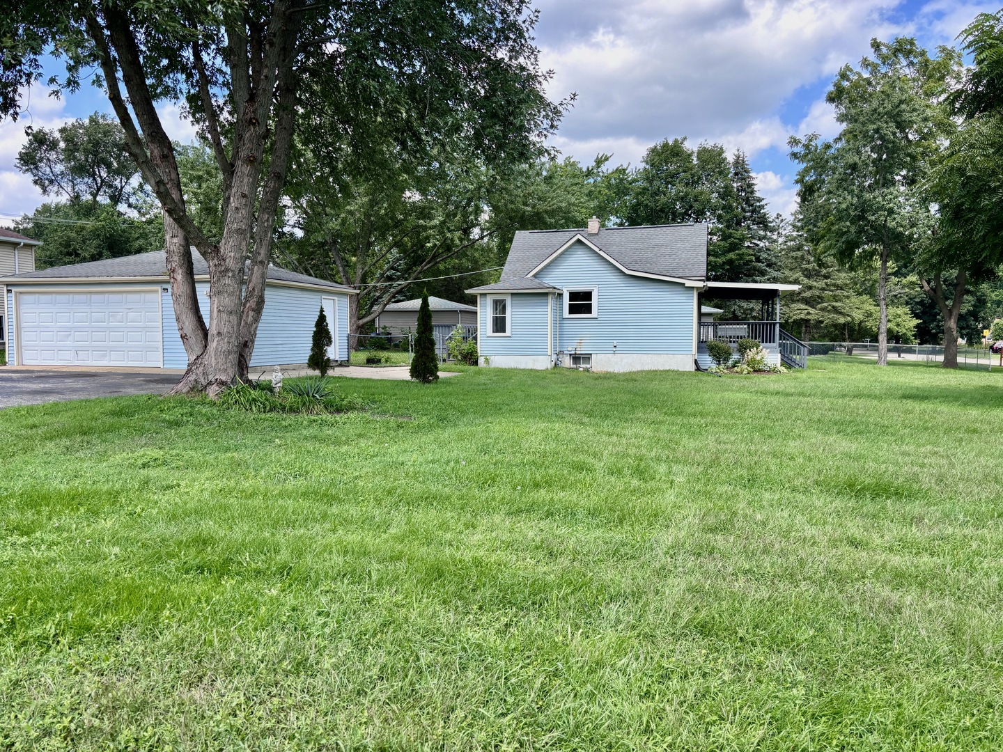 39330 N Emmaus Avenue Property Photo 33
