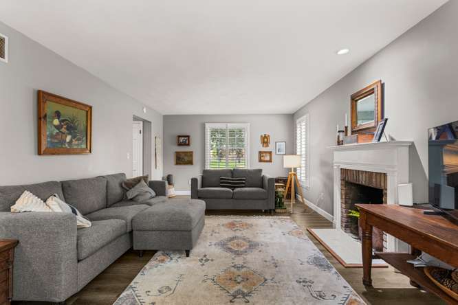 1703 Mayfair Road Property Photo 9