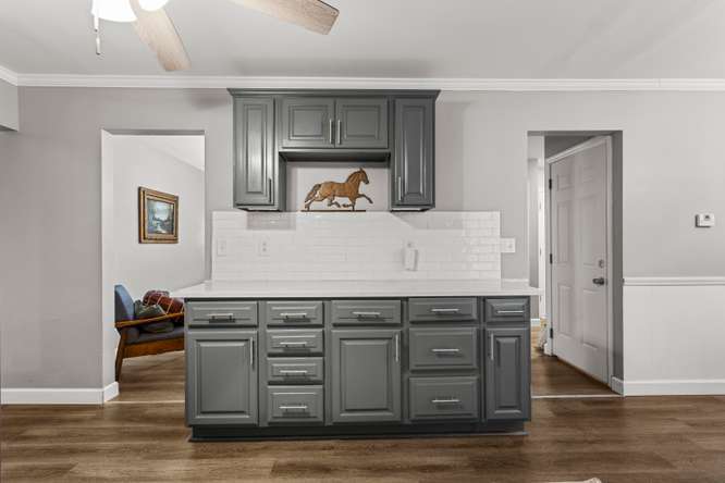 1703 Mayfair Road Property Photo 12