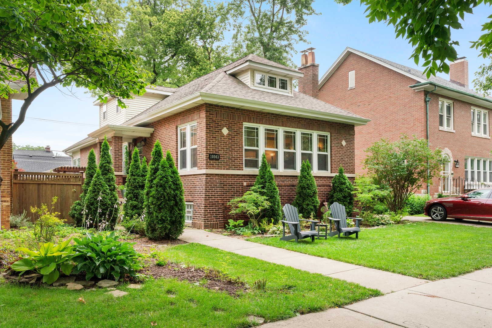 10543 S Hamilton Avenue Property Photo 1