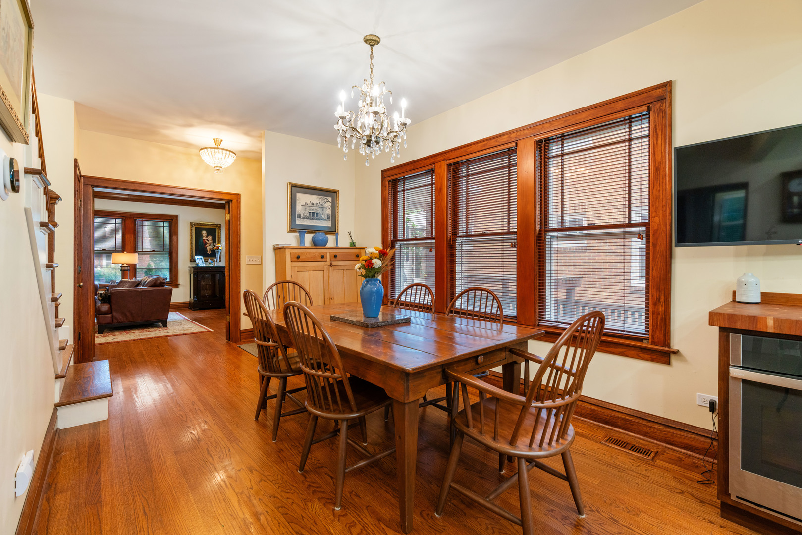 10543 S Hamilton Avenue Property Photo 6