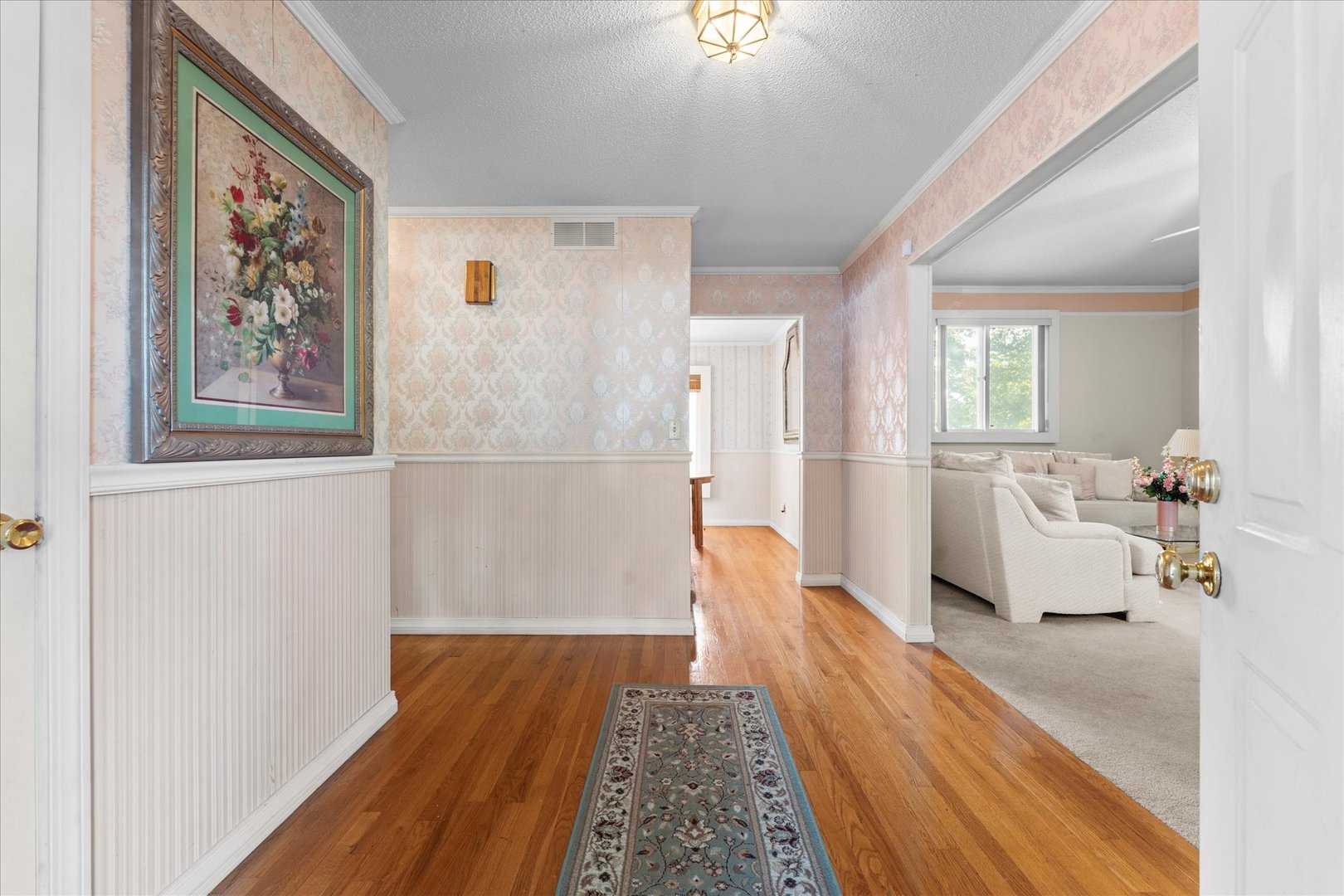 1708 Oak Park Drive Property Photo 4