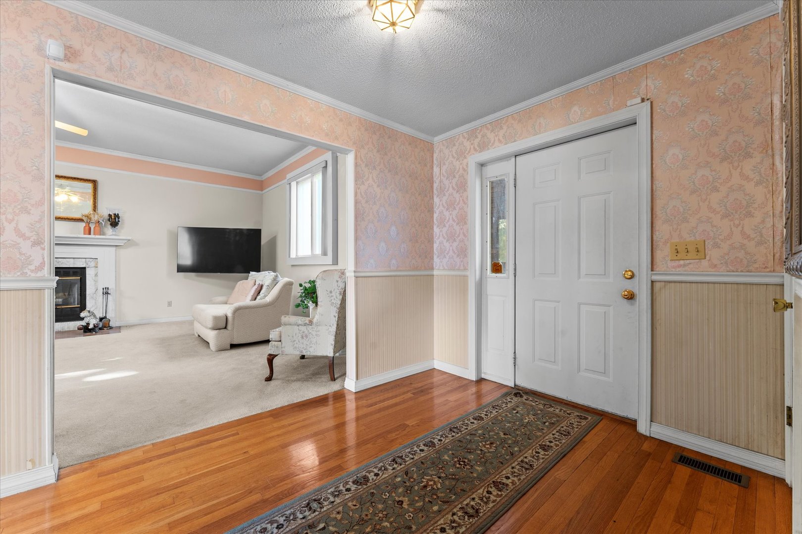1708 Oak Park Drive Property Photo 6
