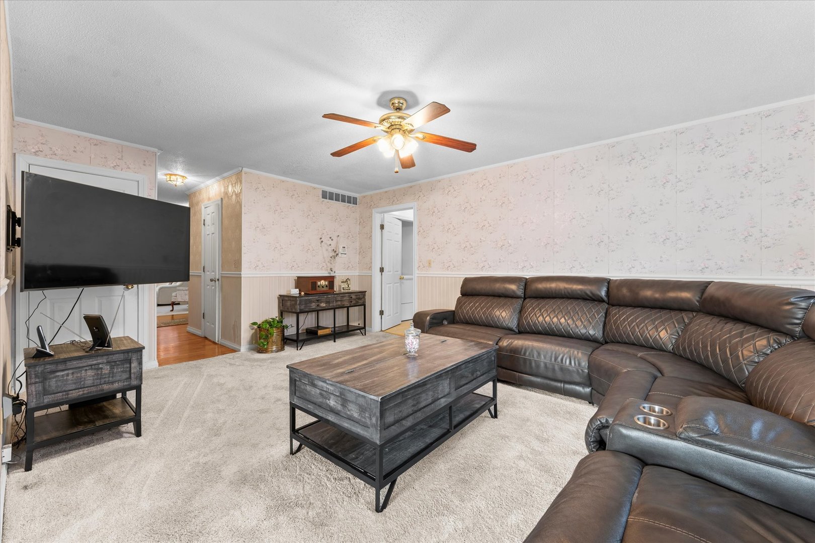 1708 Oak Park Drive Property Photo 25