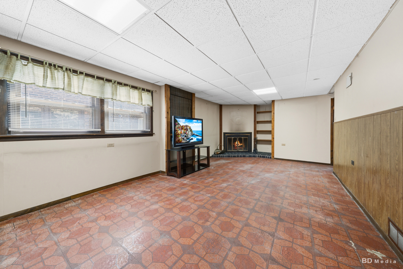 8326 S 78th Avenue Property Photo 11