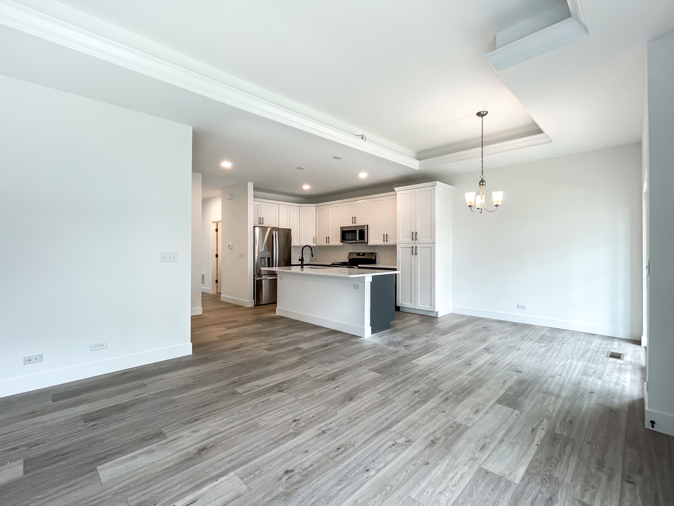 265 Regency Court C Property Photo 8