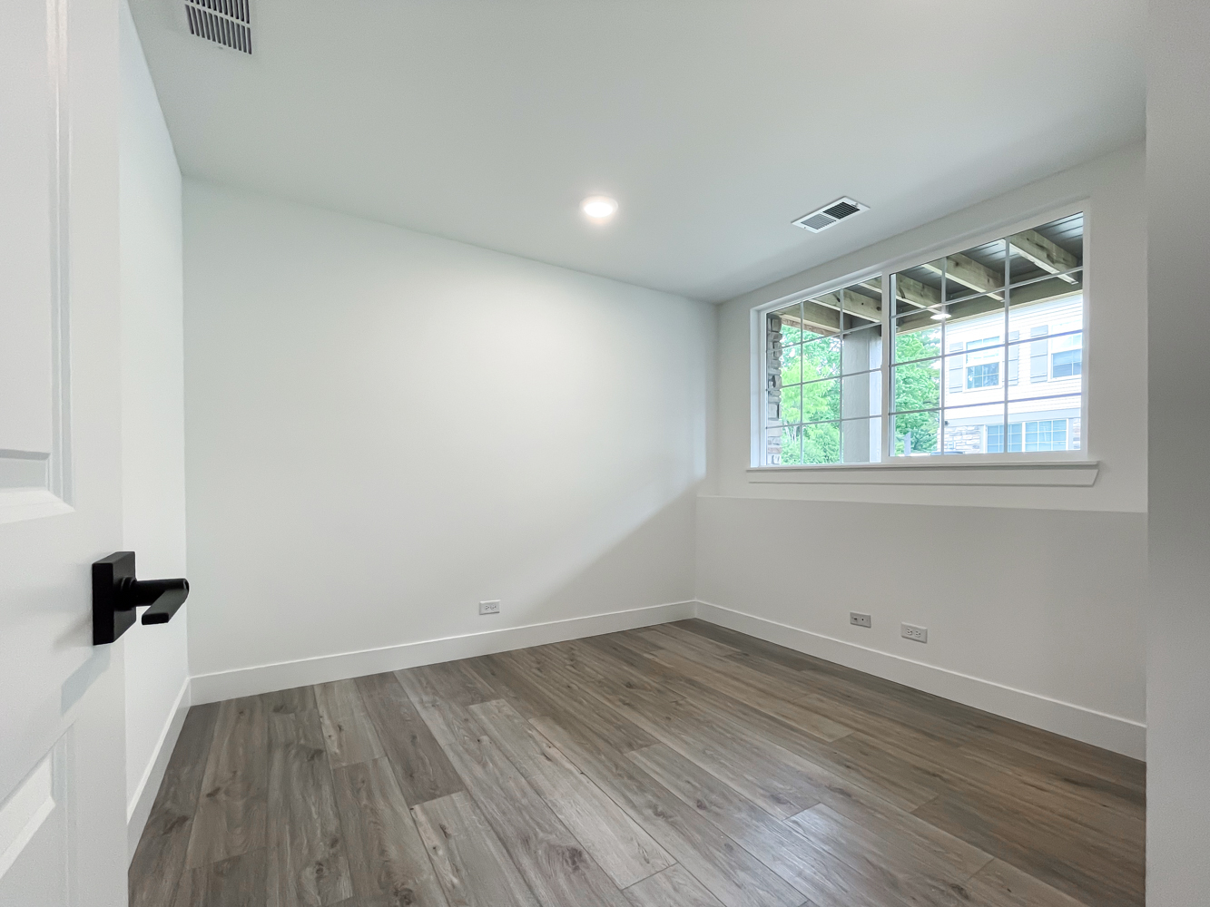 265 Regency Court C Property Photo 21
