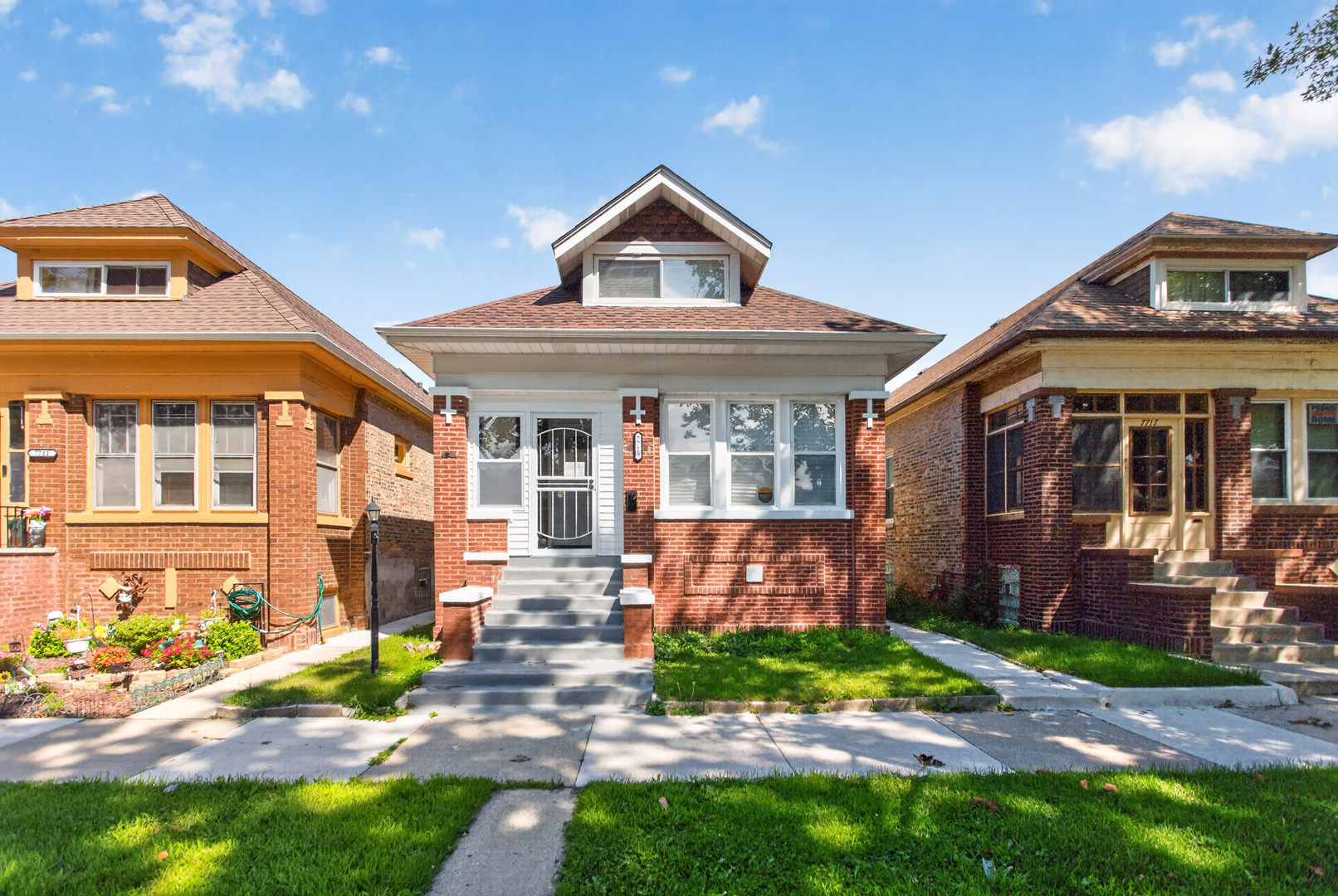 7715 S Eberhart Avenue Property Photo 1