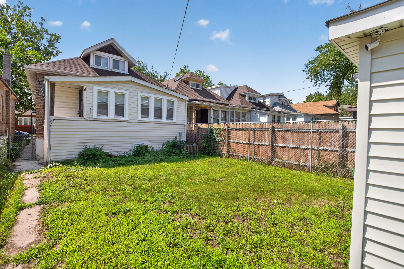 7715 S Eberhart Avenue Property Photo 38