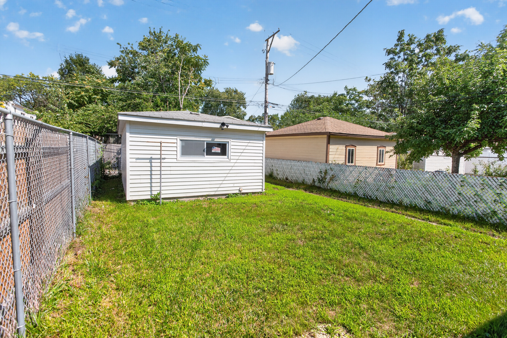 7715 S Eberhart Avenue Property Photo 40