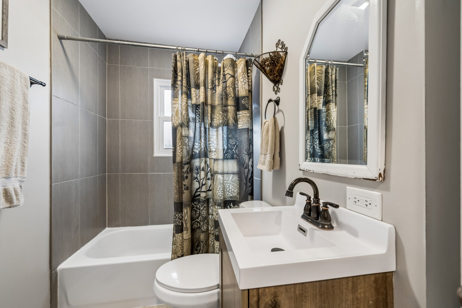 88 S Seebert Street Property Photo 13