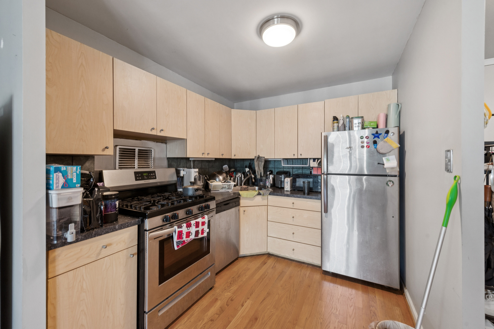 400 E Randolph Street 3516 Property Photo 4