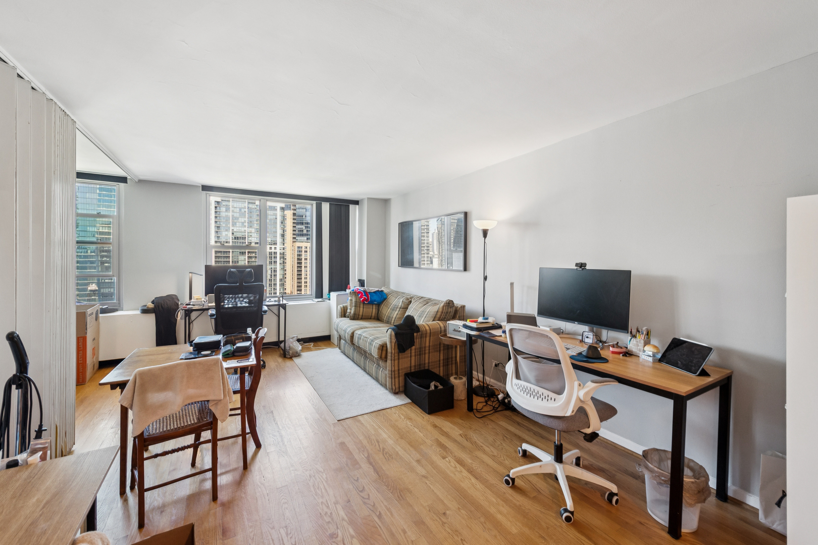 400 E Randolph Street 3516 Property Photo 6