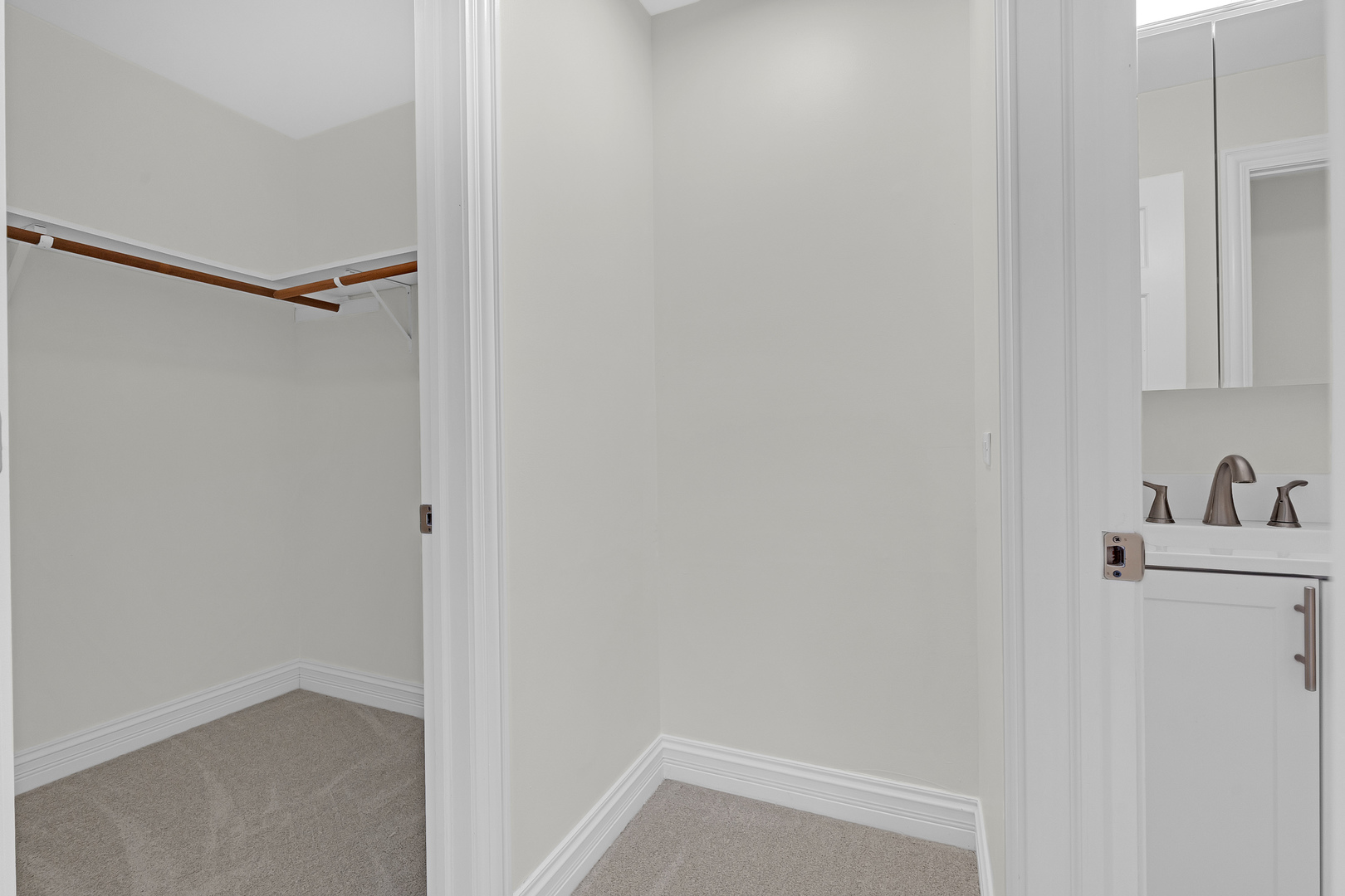 608 Inverrary Lane 608 Property Photo 16