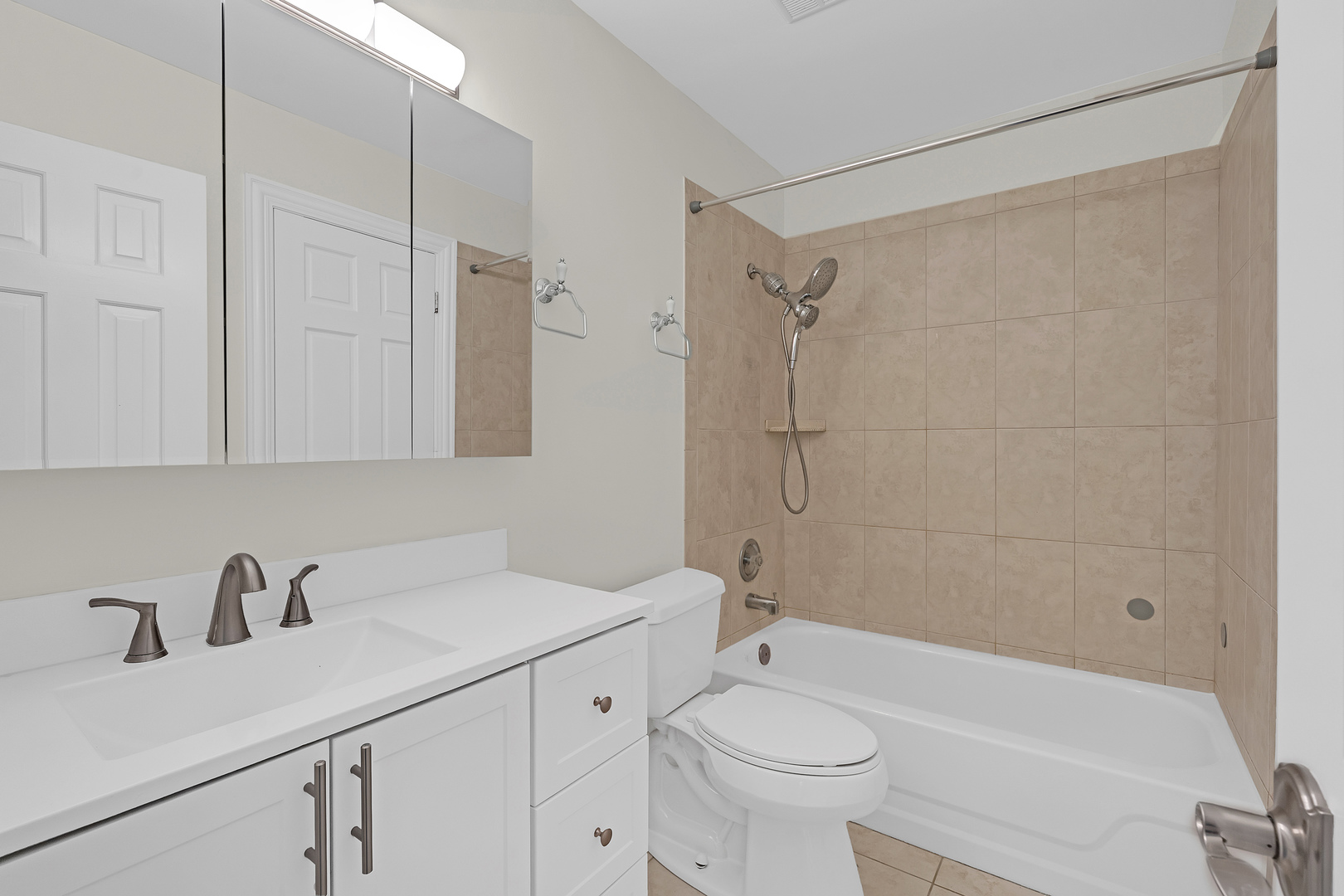 608 Inverrary Lane 608 Property Photo 17