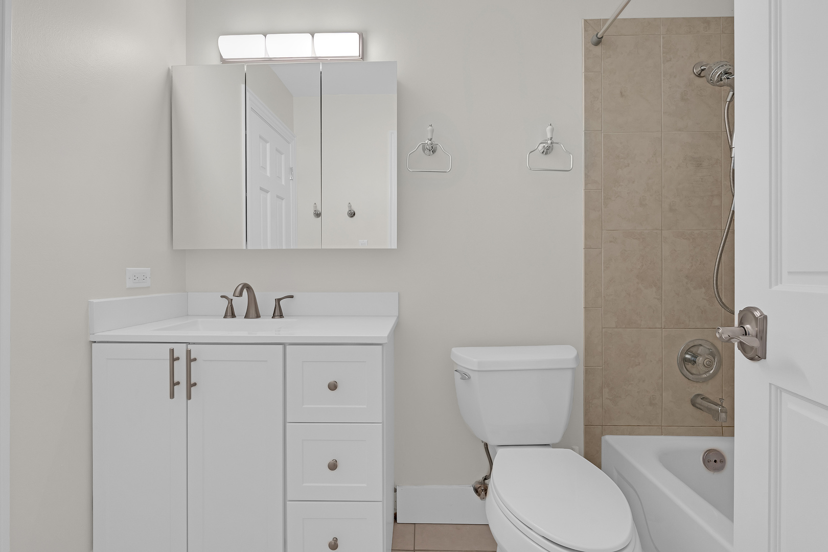 608 Inverrary Lane 608 Property Photo 18
