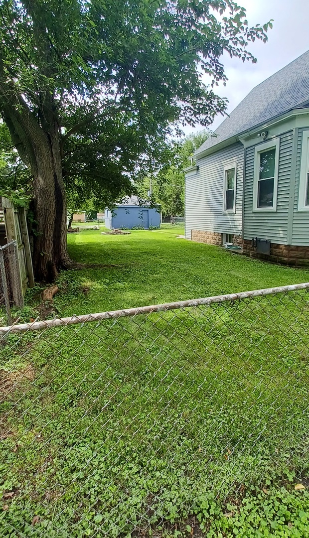 2009 Carmel Boulevard Property Photo 17
