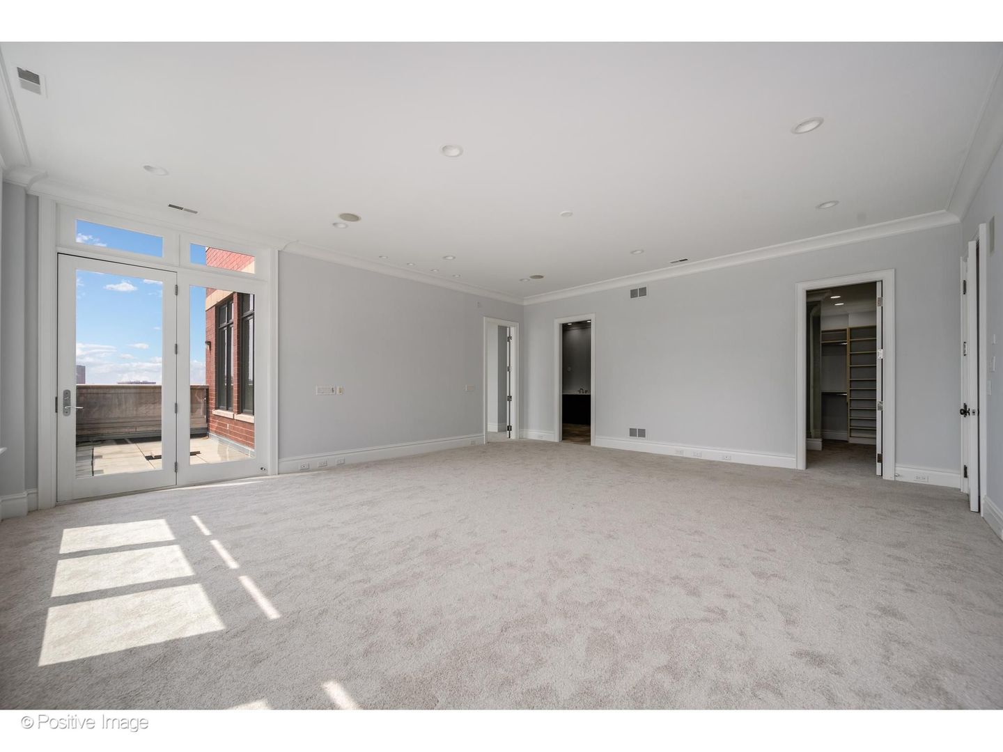 545 W Aldine Avenue 6e Property Photo 17