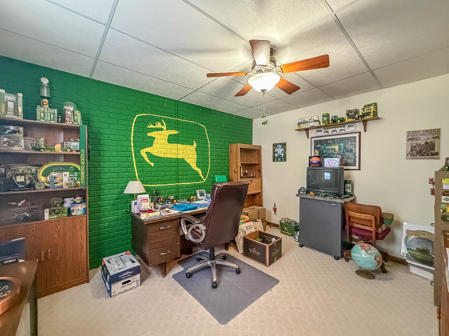 2309 E Lakeview Drive Property Photo 46