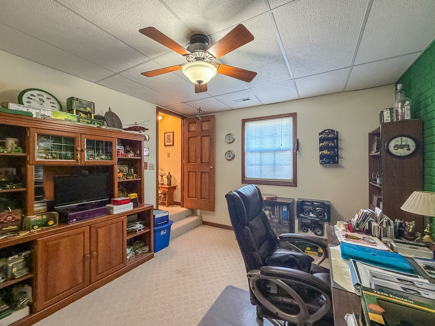 2309 E Lakeview Drive Property Photo 47