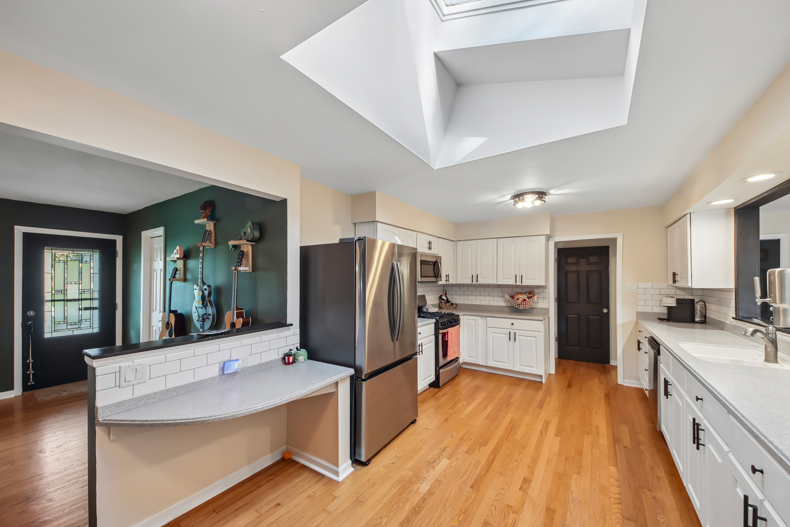 12740825 Property Photo 10